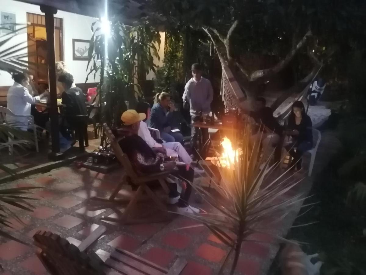 Eco Hostal Casa La Juana Bed and Breakfast Medellín Eksteriør billede